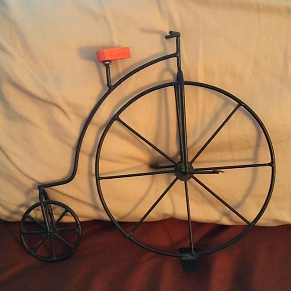 Wrought iron 1890s Bicycle decor